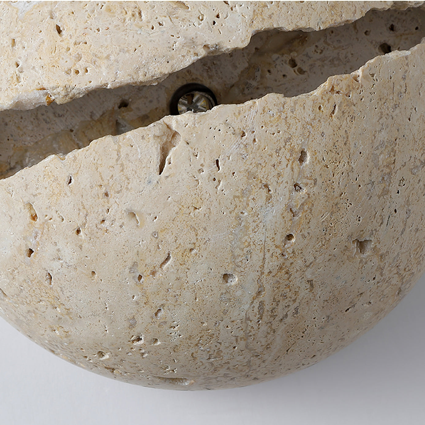 Round Crack Wall Lamp