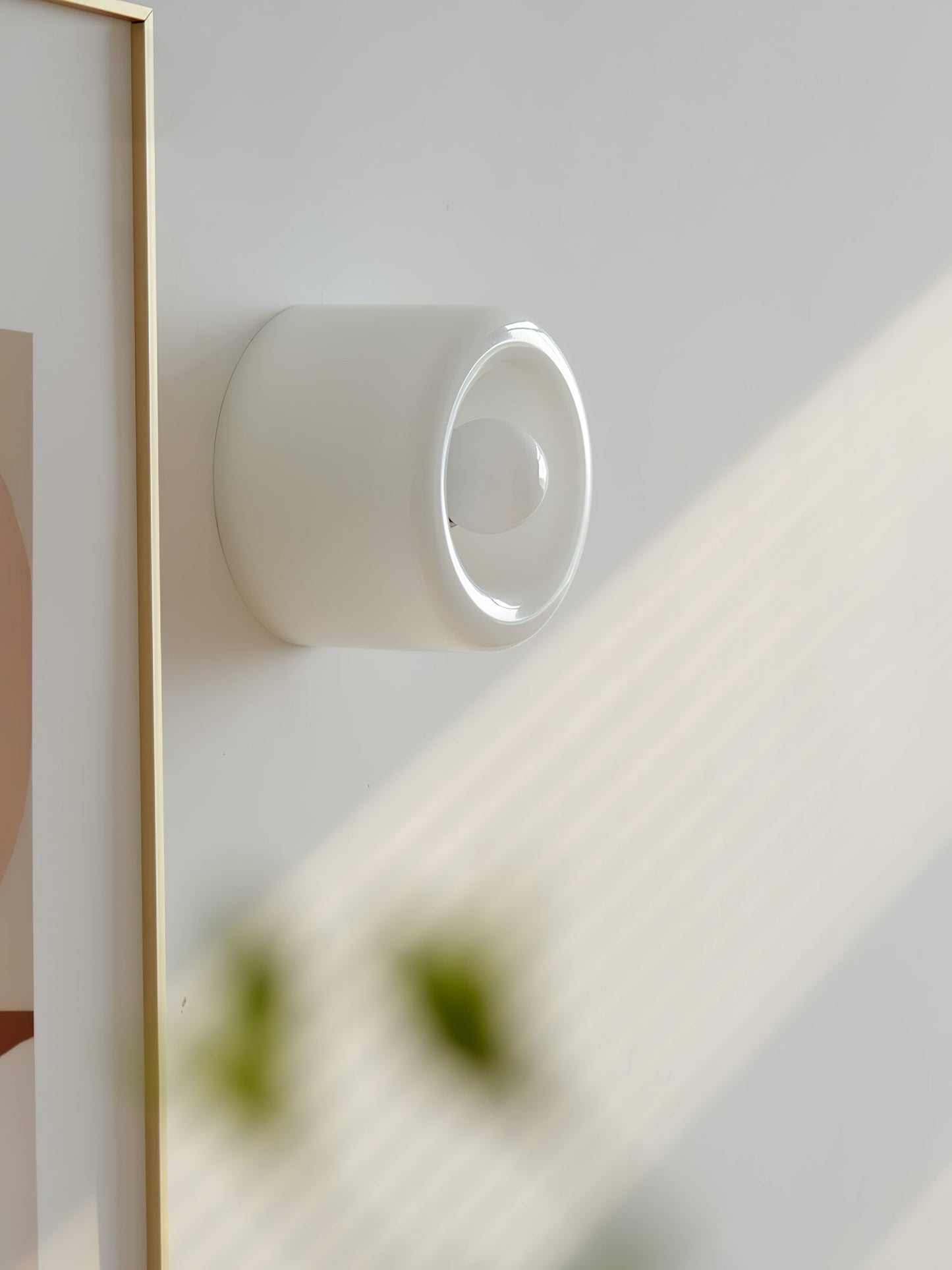 Round Glass Wall Lamp