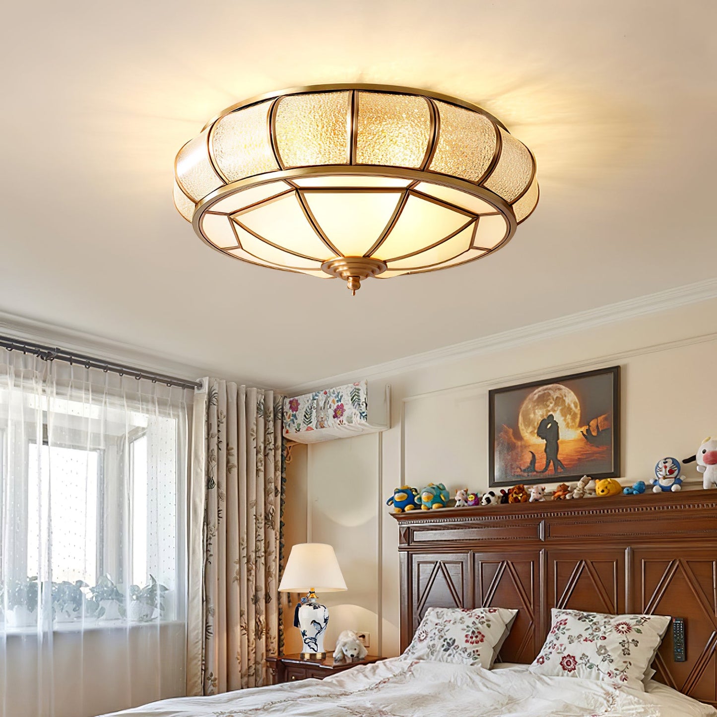 Round Textured Glass Ceiling Lamp