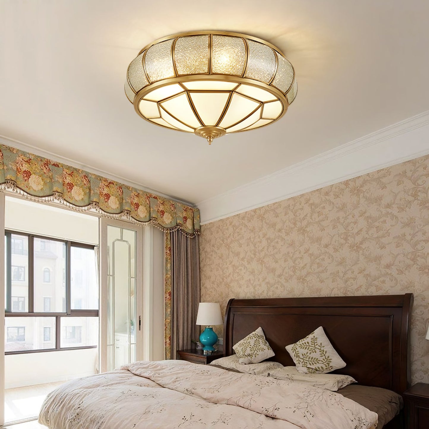 Round Textured Glass Ceiling Lamp