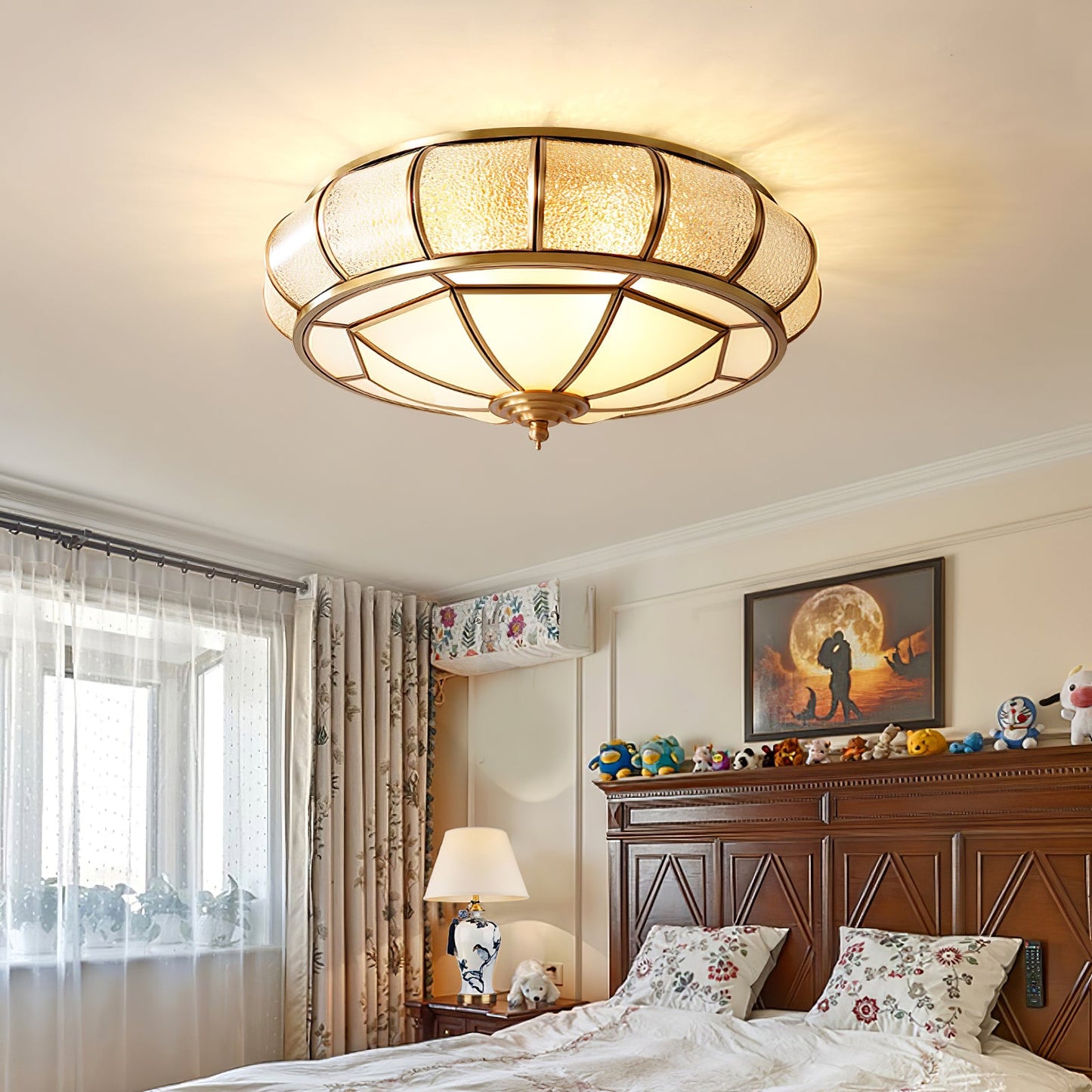 Round Textured Glass Ceiling Lamp