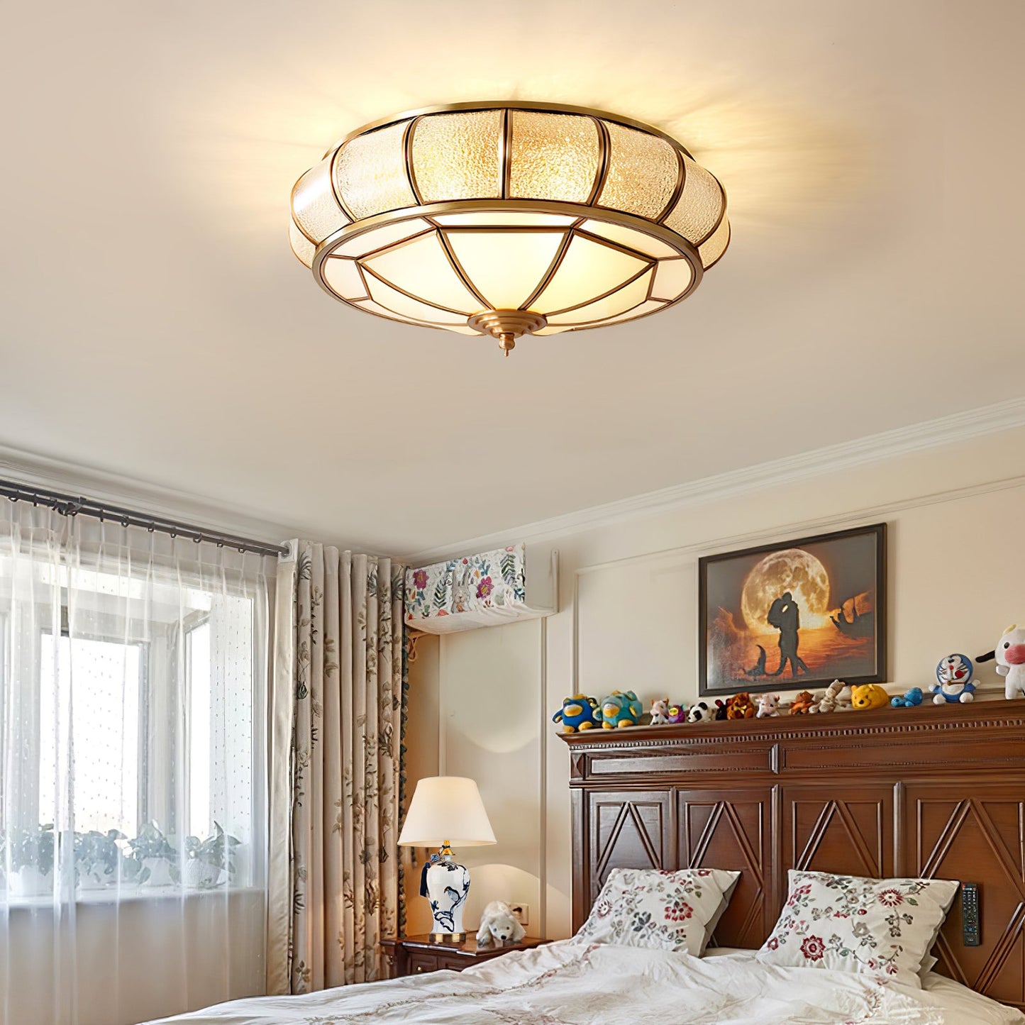 Round Textured Glass Ceiling Lamp