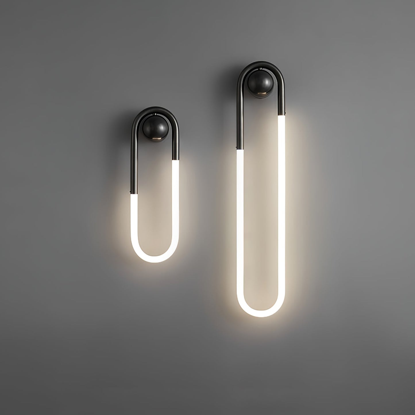 Rudi Loop Wall Lamp