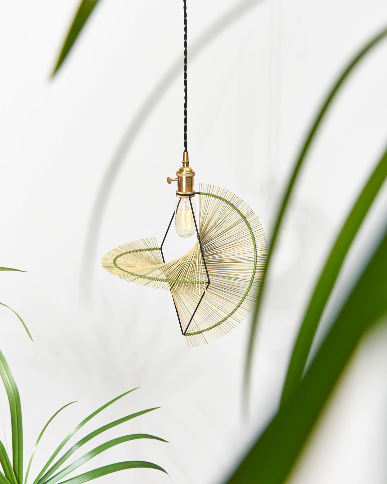 Ryar Pendant Lamp