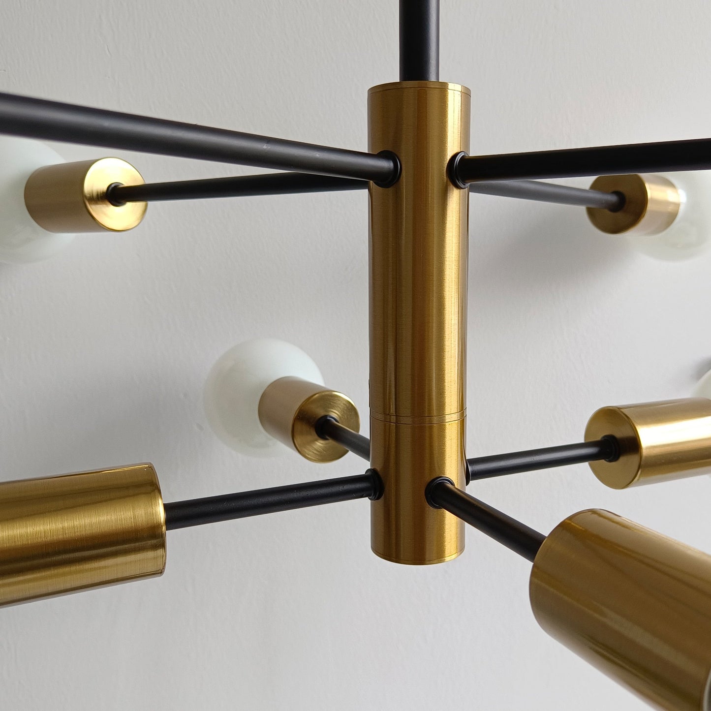 Oud Berenice Nordic Chandelier Elegance