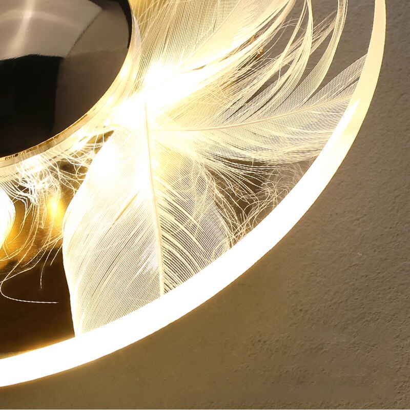 Lyf Feather-Glass LED Wall Lamp