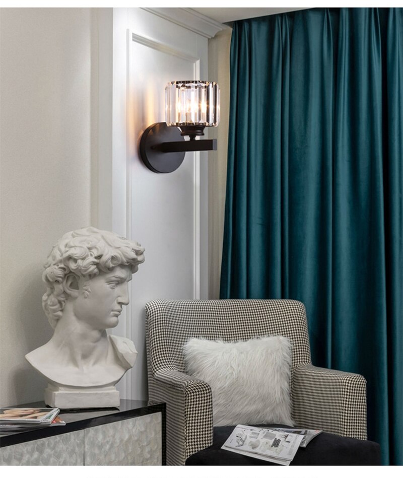 BAN Briony Crystal LED Wall Lamp