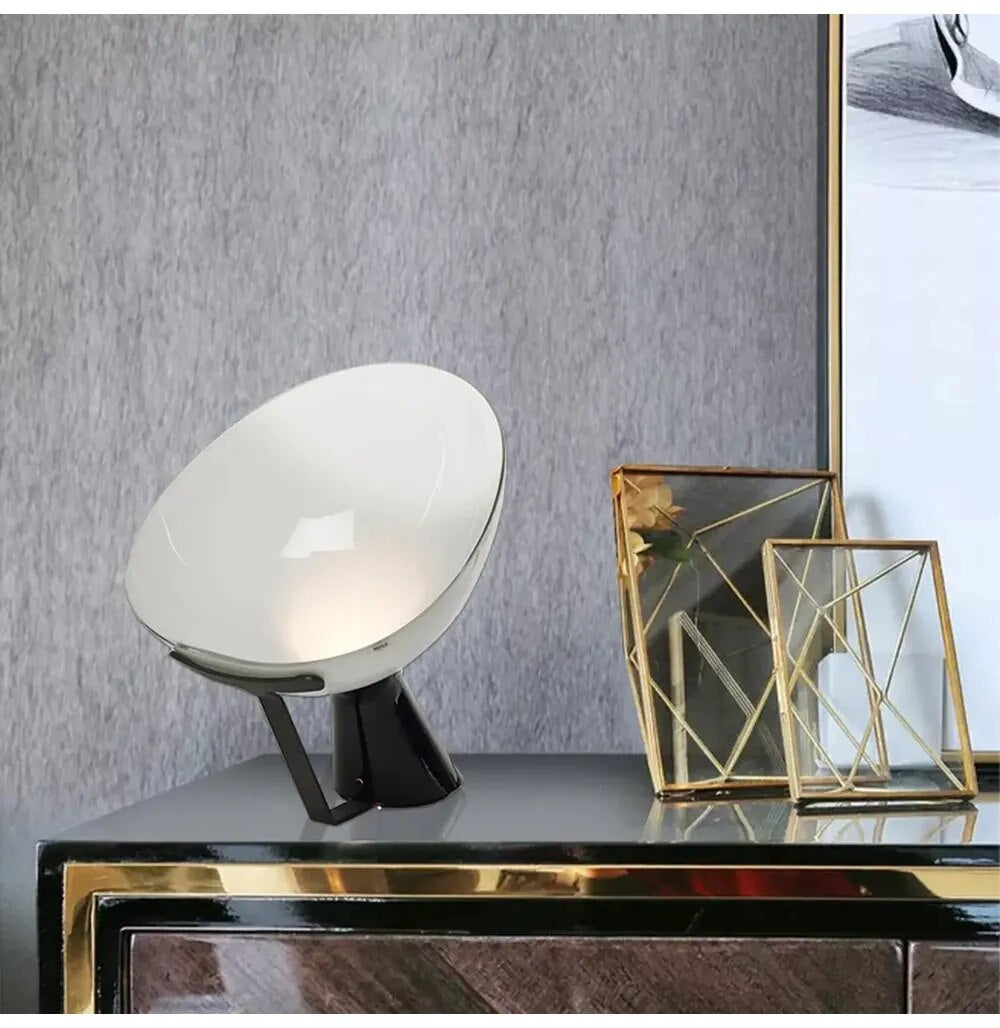 Artistic Modern LED Table Lamps Minimalist Night Lampare Black
