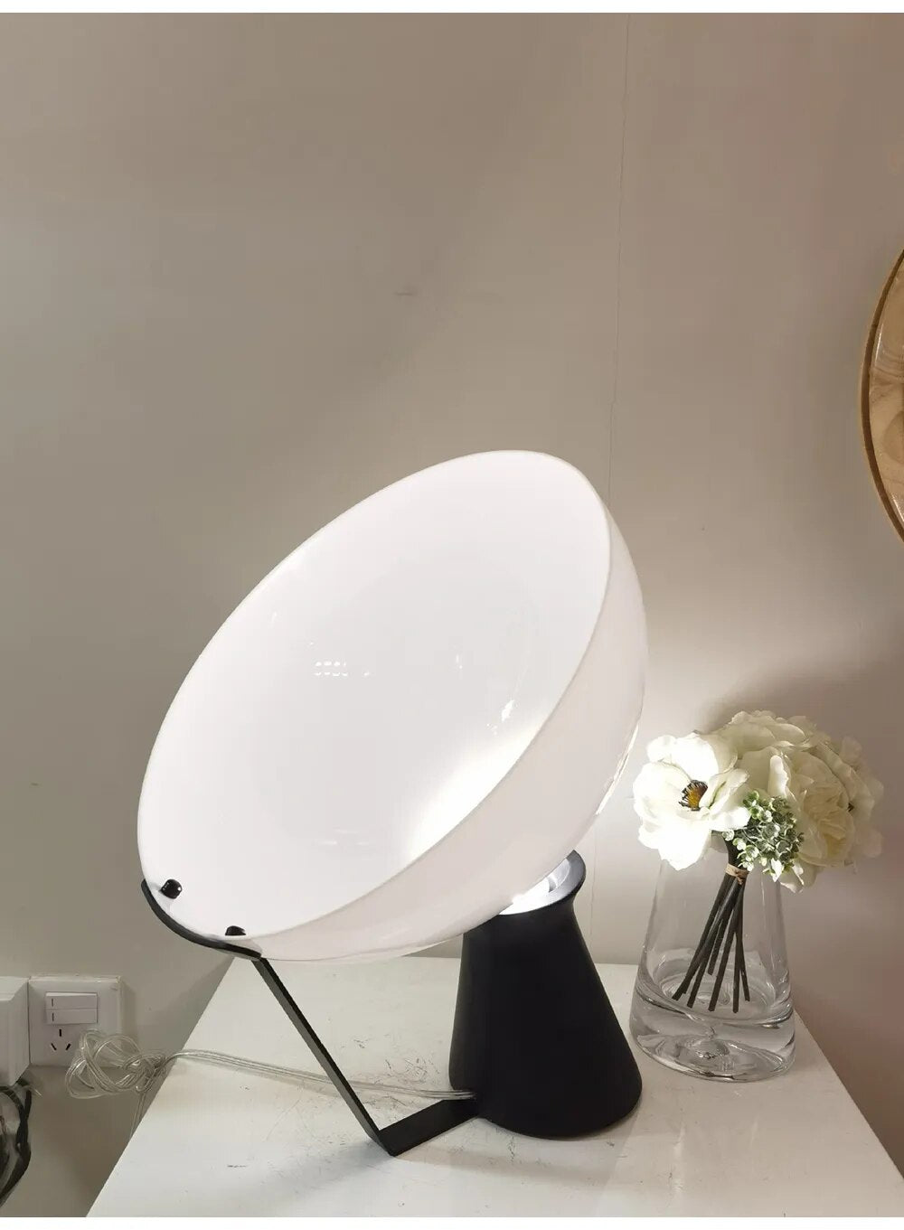 Artistic Modern LED Table Lamps Minimalist Night Lampare Black