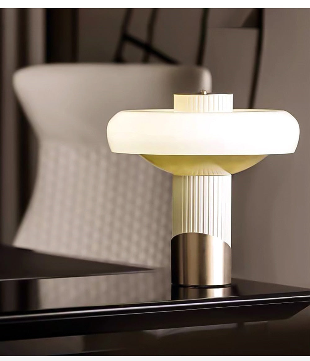 Mak 7-Style Glass Mushroom Lamp