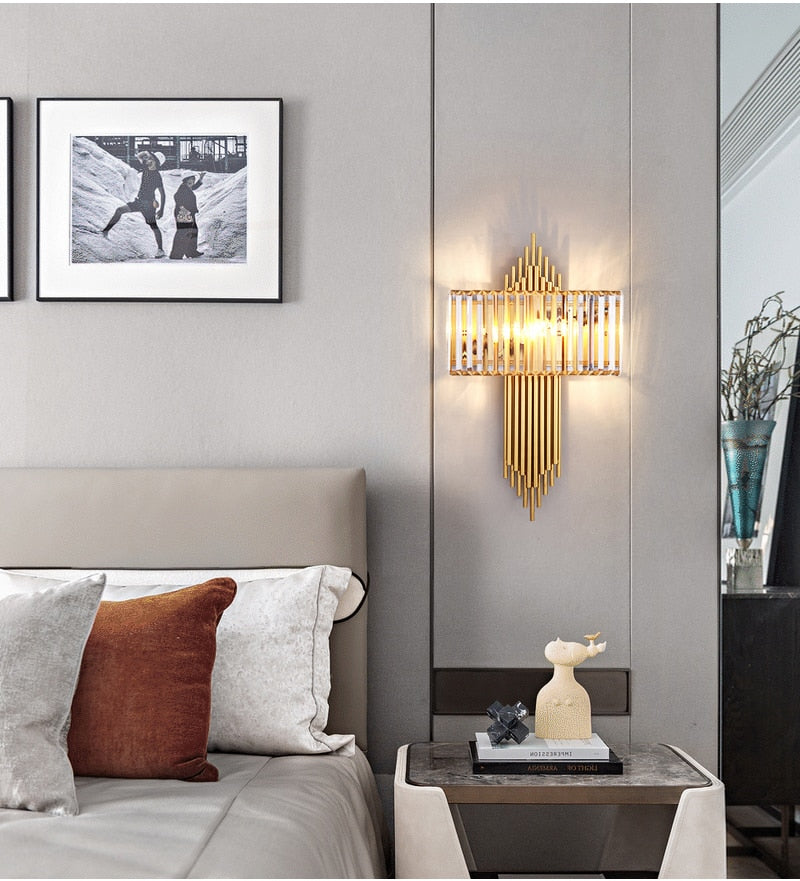 Ylk Black/Gold Crystal Wall Lamp