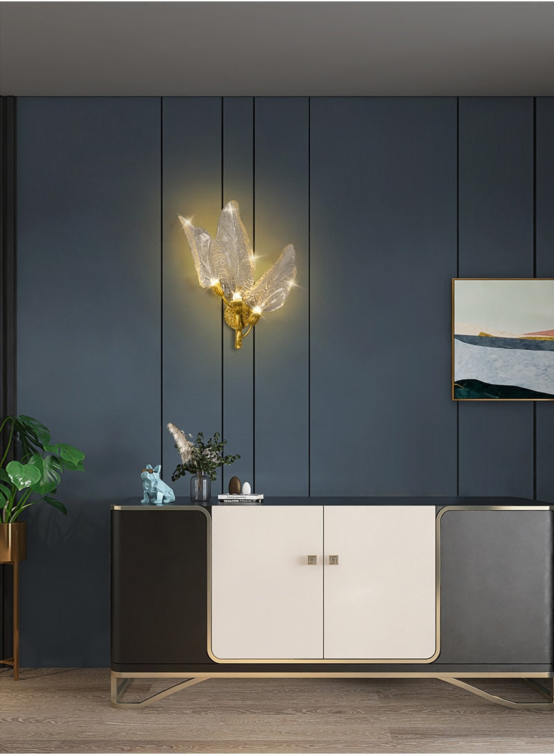 Ylk Kiya Leaf Acrylic Wall Lamp