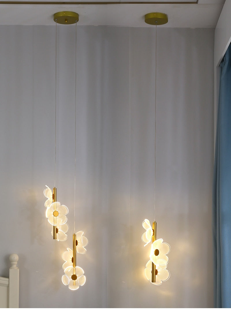 Lyf The Flower Pendant Light