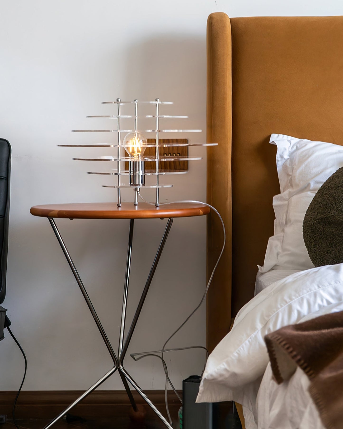 Saturn Chrome Table Lamp