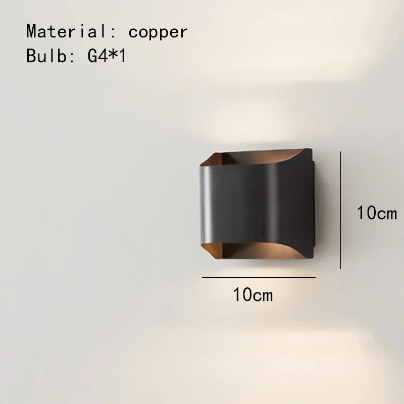 Yrsa Modern Brass Wall Lamp