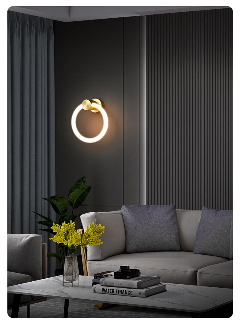 Lyf Drusilla Elegant Wall Lamp
