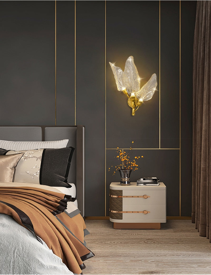 Ylk Kiya Leaf Acrylic Wall Lamp