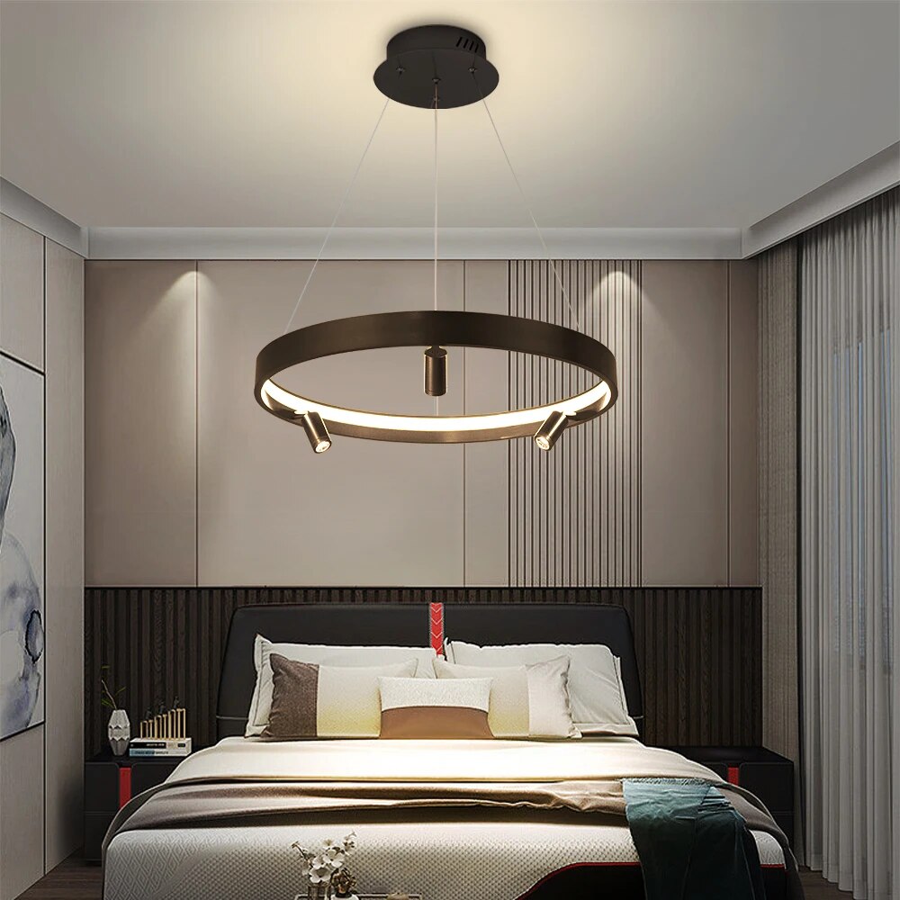 Ylk Black/Gold Spotlight Chandelier