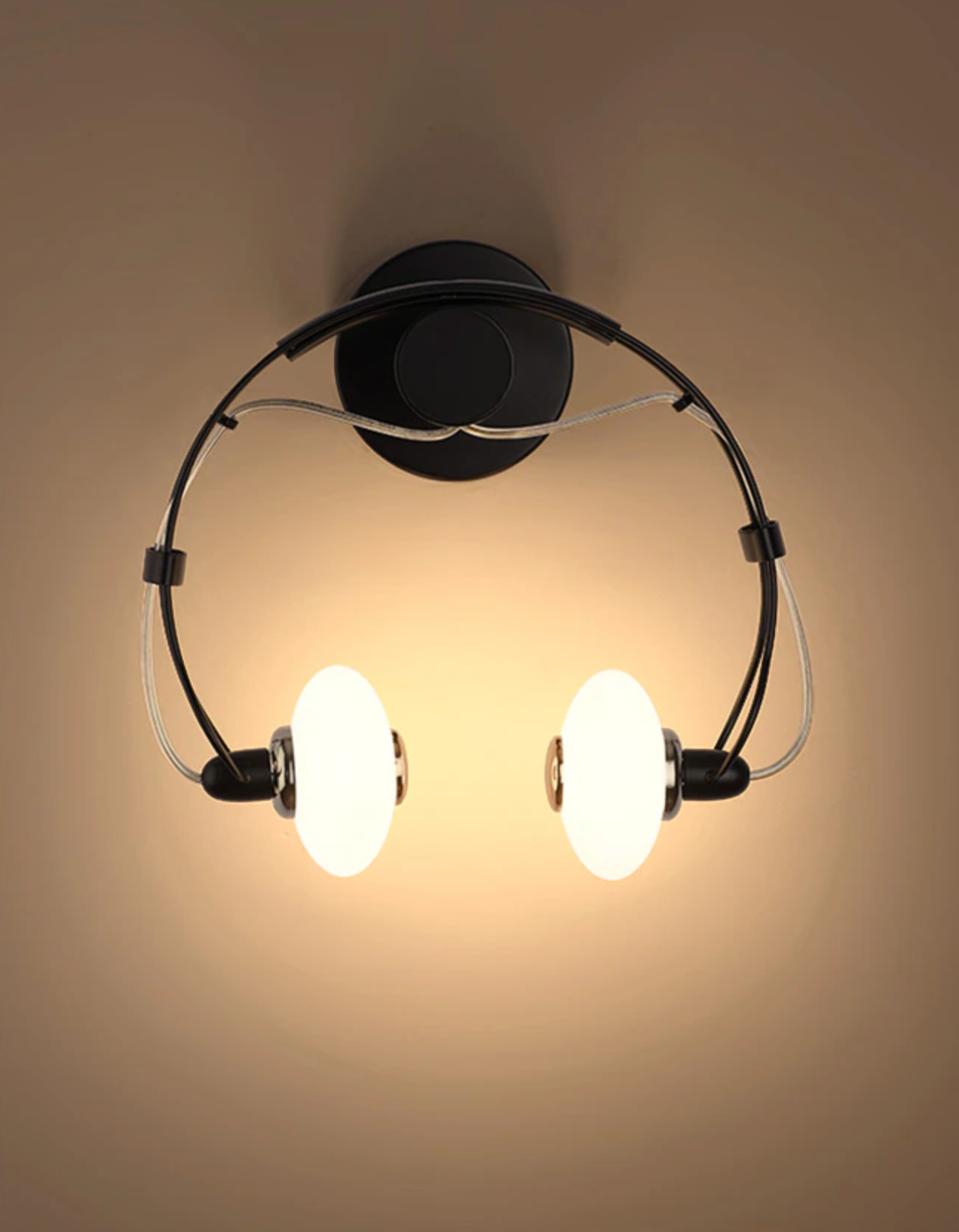 Won Creative Earphone Shape Wall Lamp