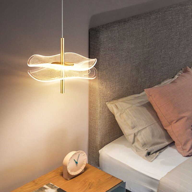 Lyf Lotus Leaf Eira Pendant Light
