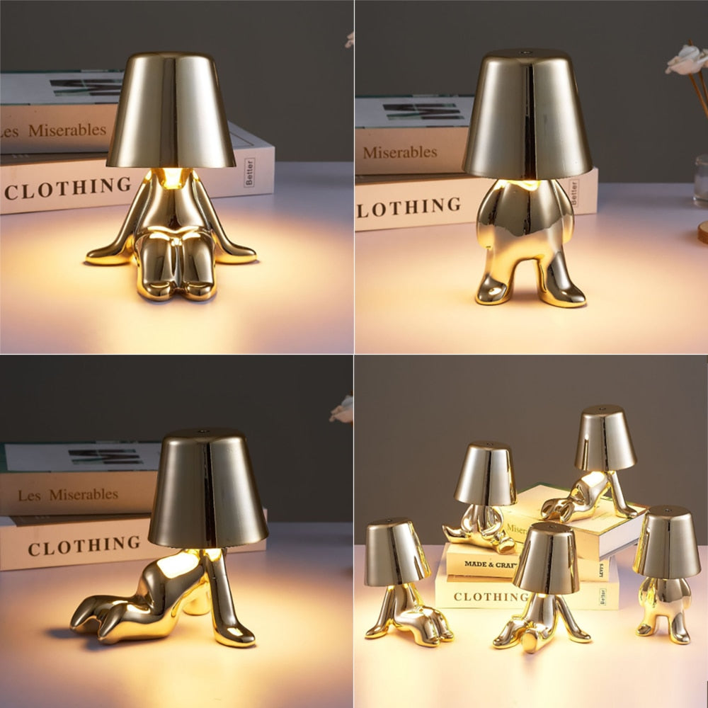 PQ Golden/Silver Statuette LED Aluminum