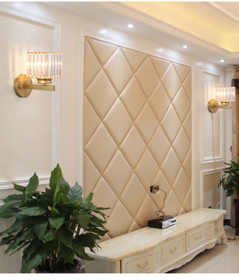 BAN Briony Crystal LED Wall Lamp