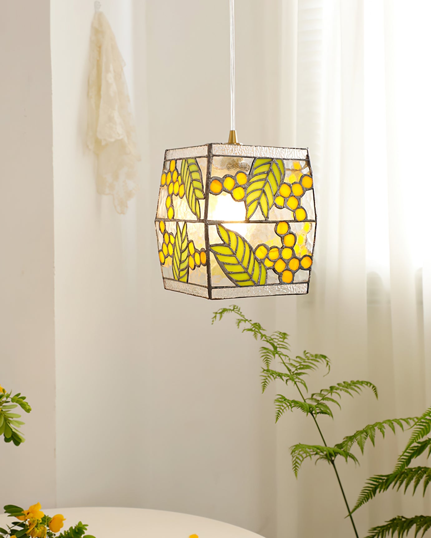 Seed Pendant Lamp