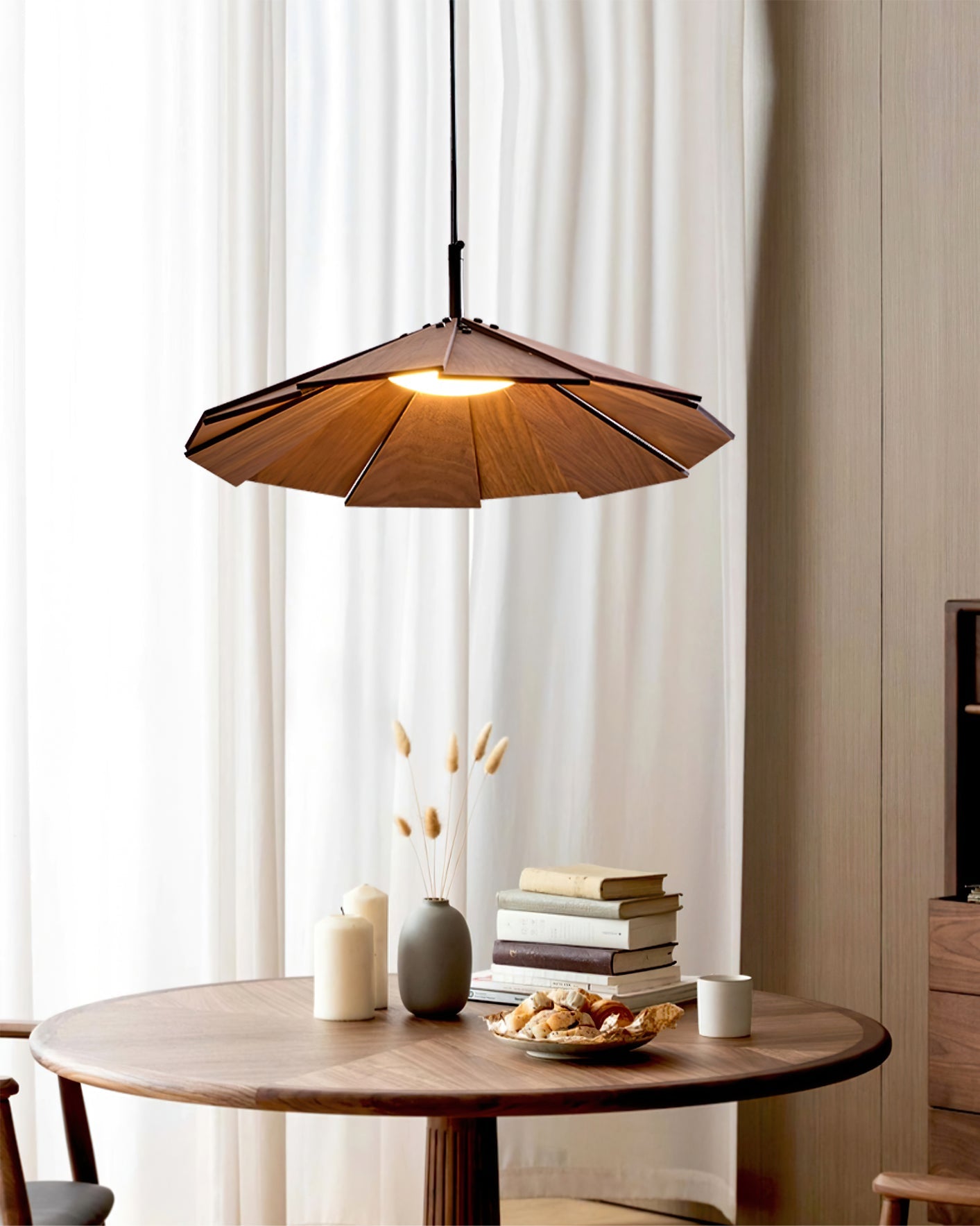 Sepal Pendant Lamp