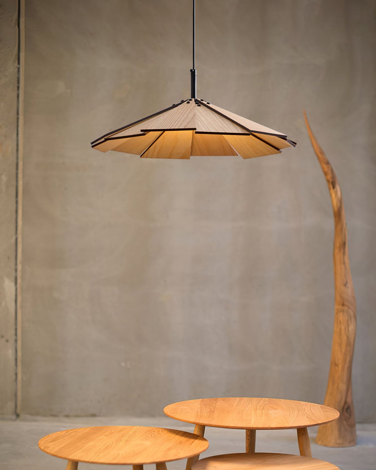 Sepal Pendant Lamp