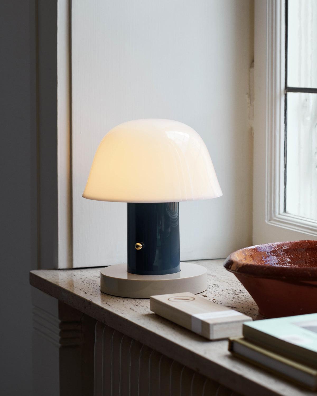 Mushroom Bliss Cordless Table Lamp