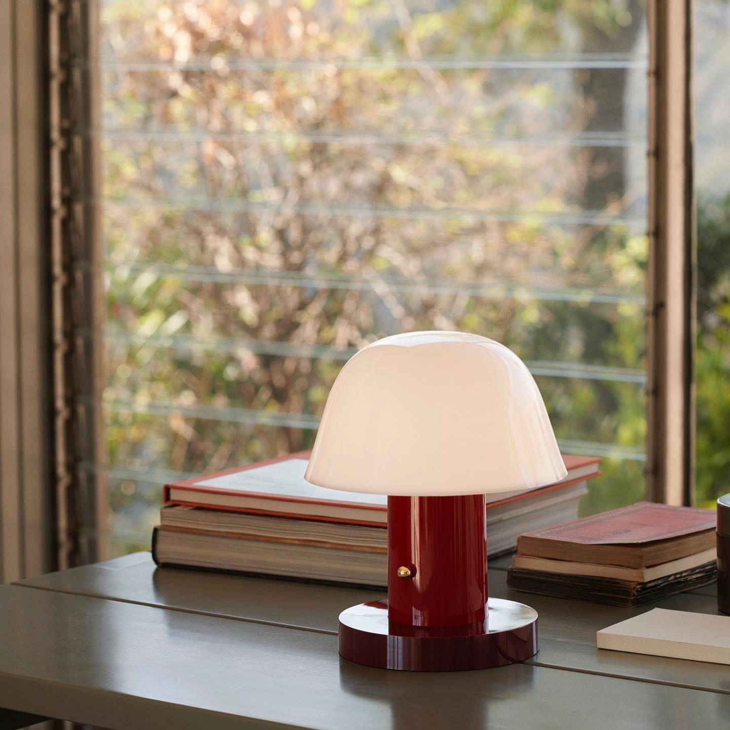 Mushroom Bliss Cordless Table Lamp