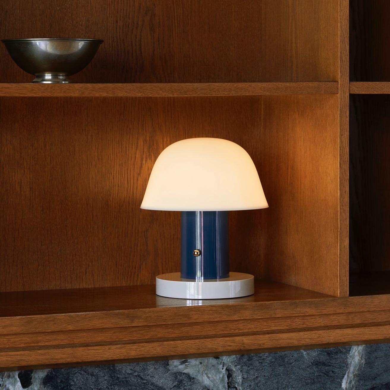 Mushroom Bliss Cordless Table Lamp
