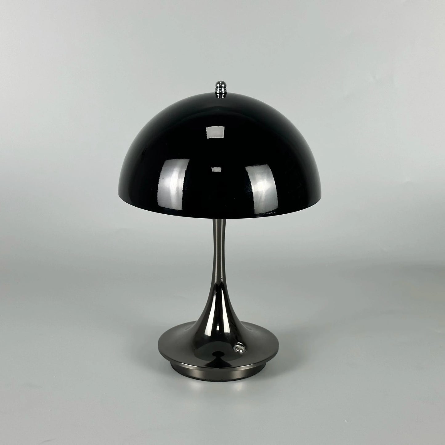 LumiShroom - Mushroom-inspired Table Lamp