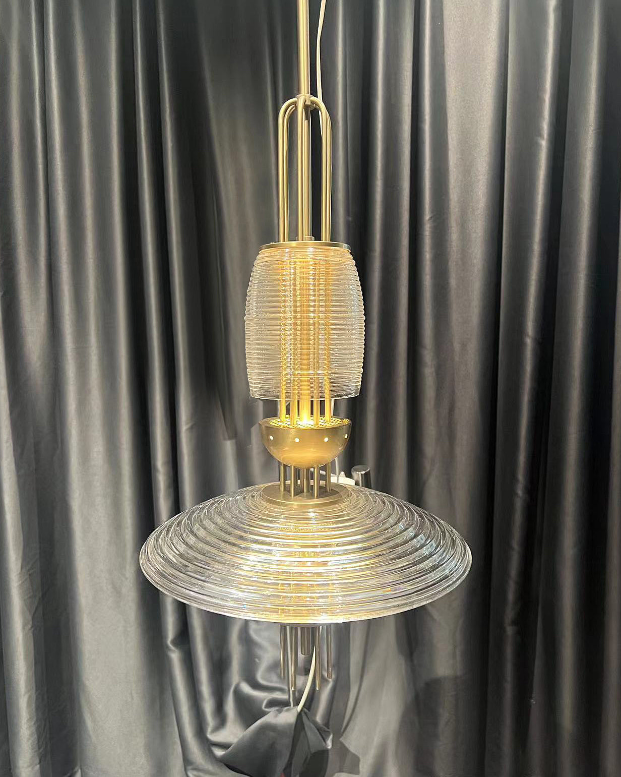 Signal Pendant Light