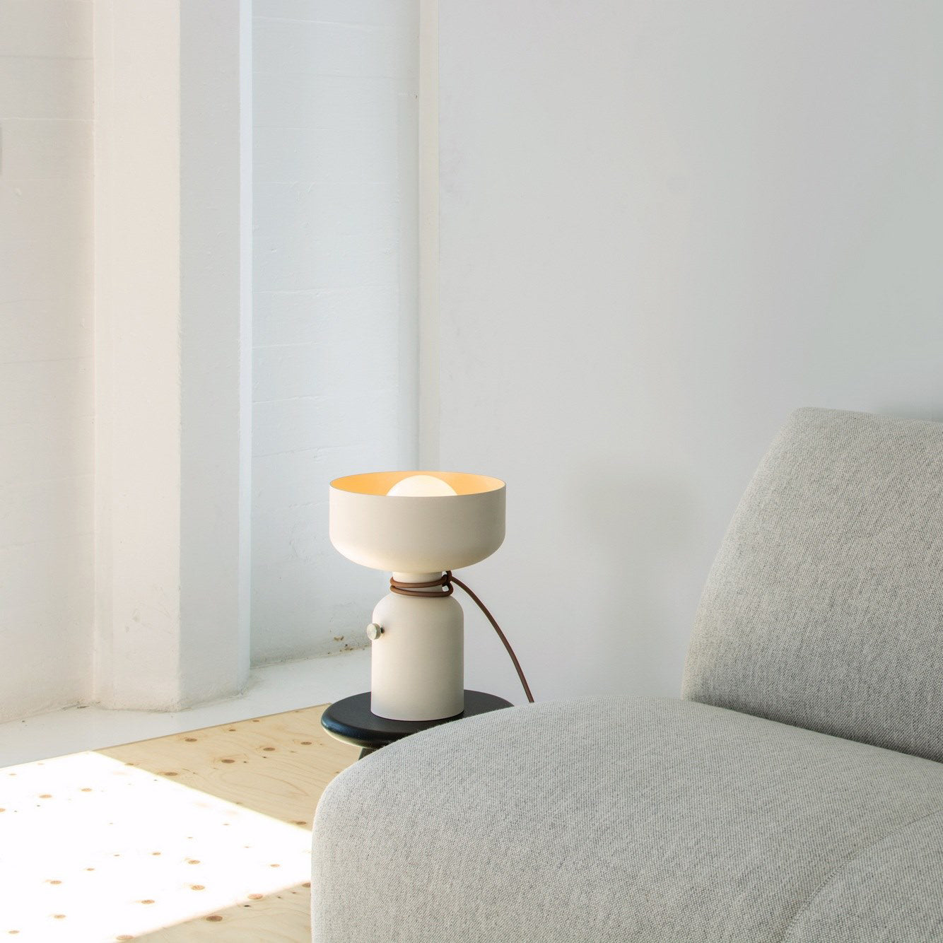 Spotlight Vol Table Lamp