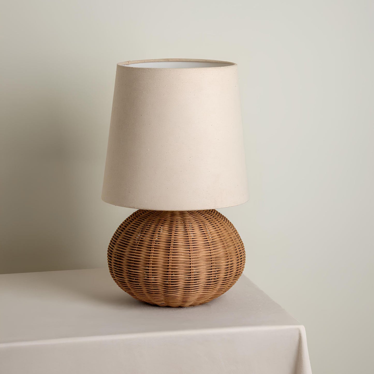 Stellan Table Lamp