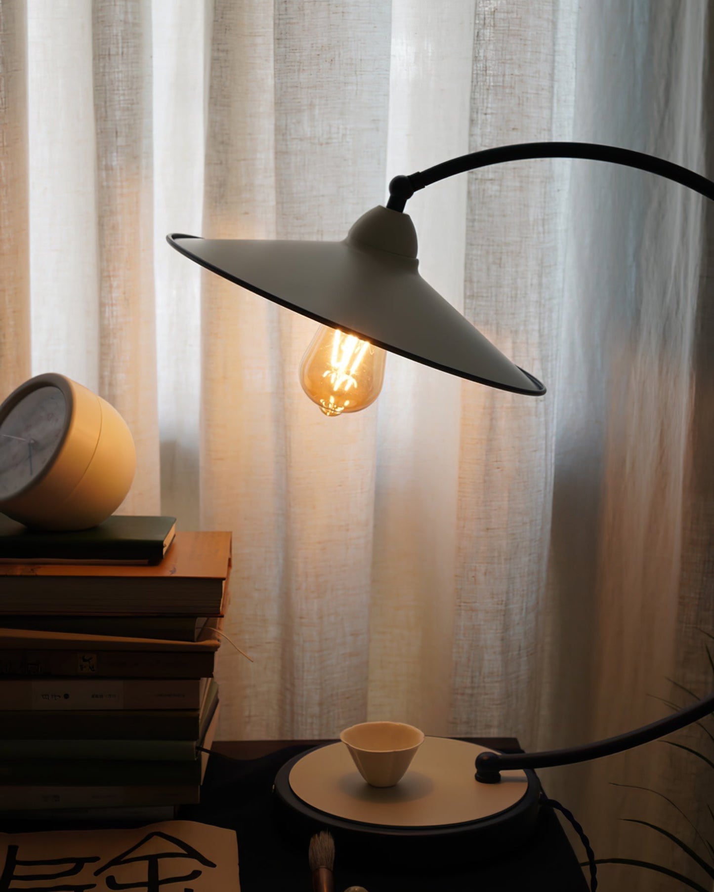 Swan Blue Table Lamp