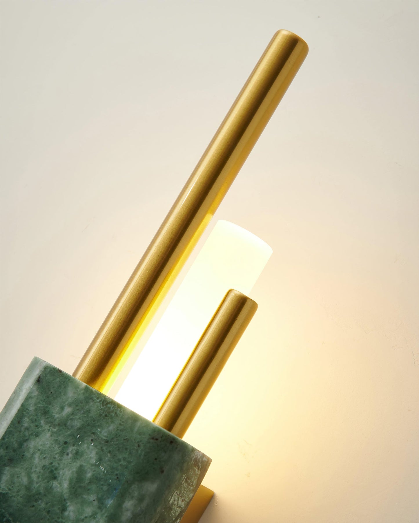 Tanto Wall Lamp