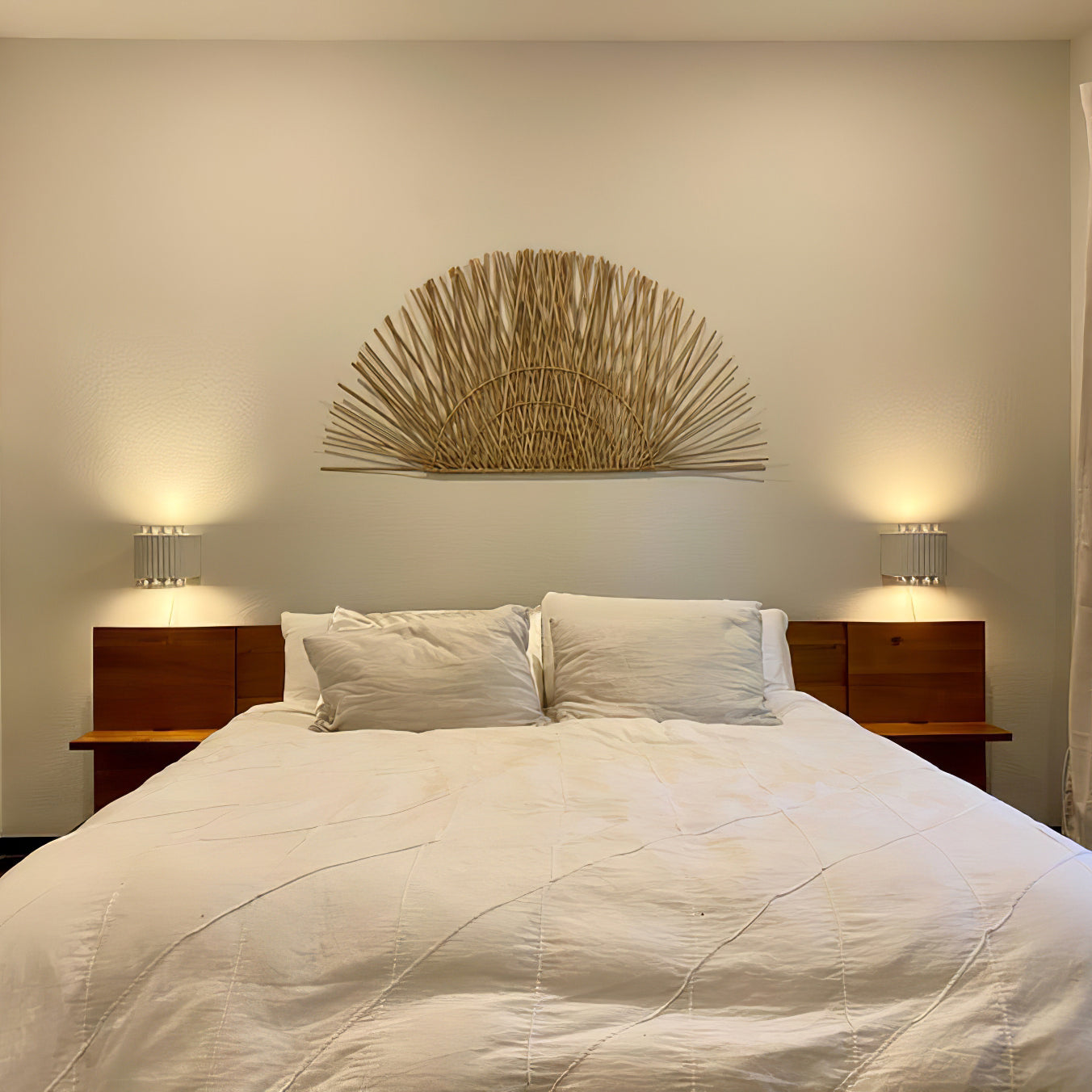 Tristan Plug In Wall Lamp