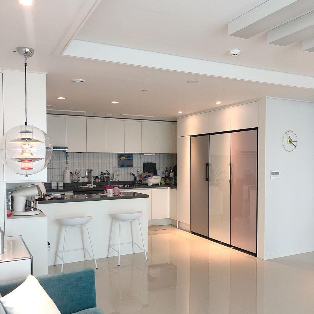 Round Sphere Pendant Light