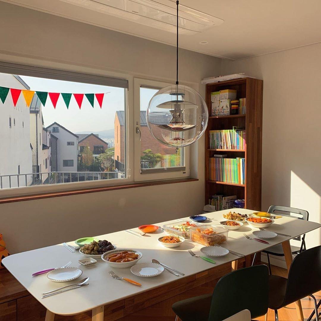 Round Sphere Pendant Light