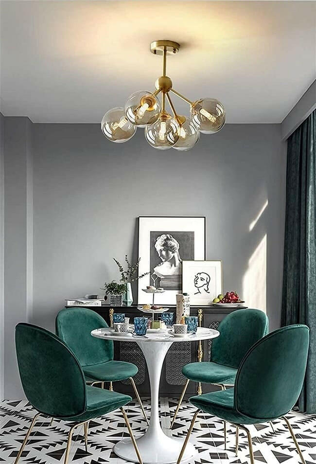 Vag - Modern LED chandelier with metal base and glass globes