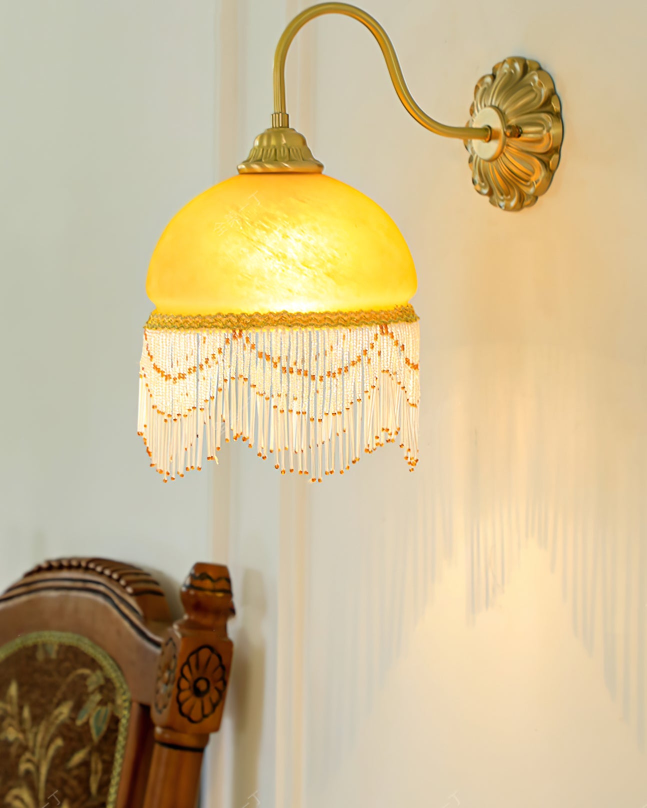 Vili Tassel Wall Lamp