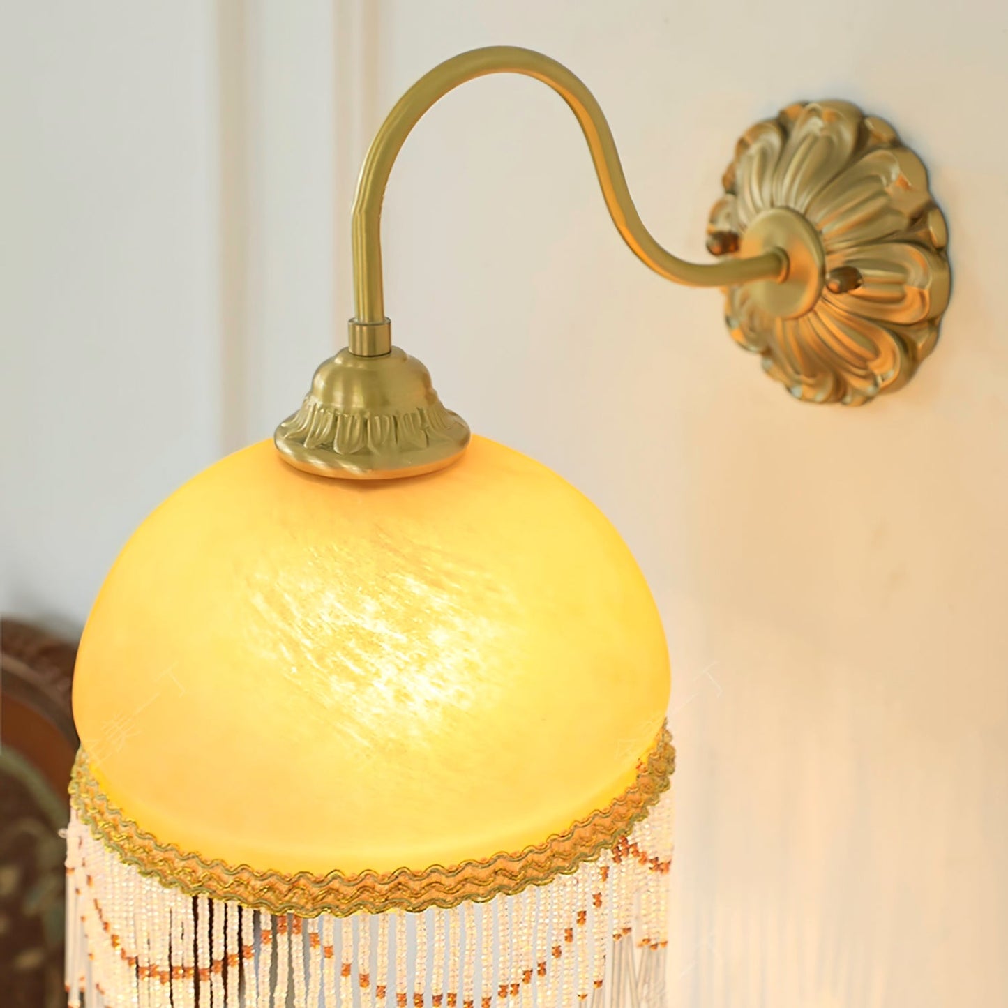 Vili Tassel Wall Lamp
