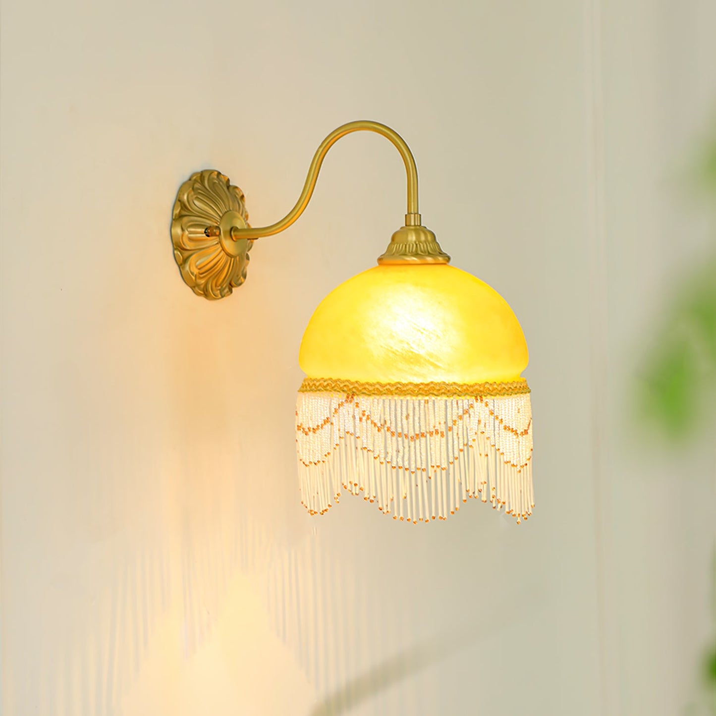 Vili Tassel Wall Lamp