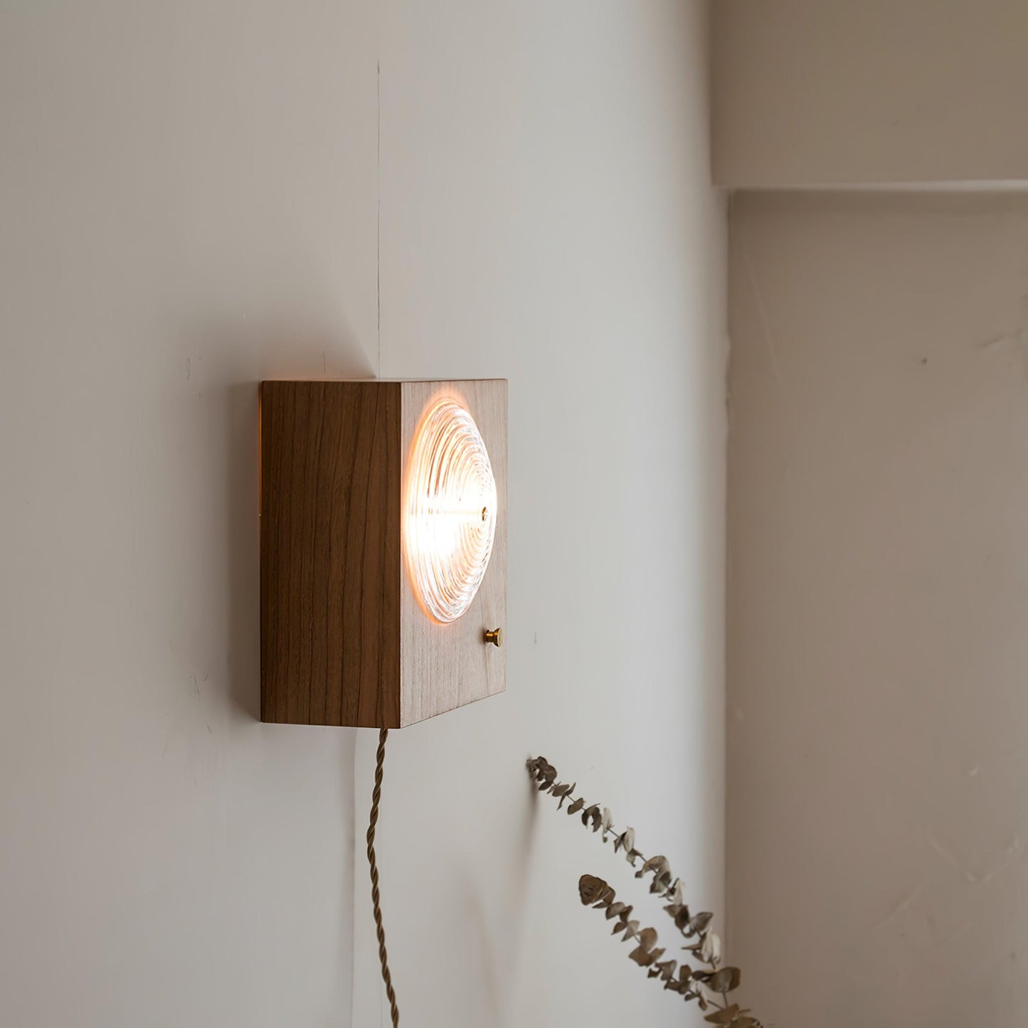 Vintage Camera Wall Lamp