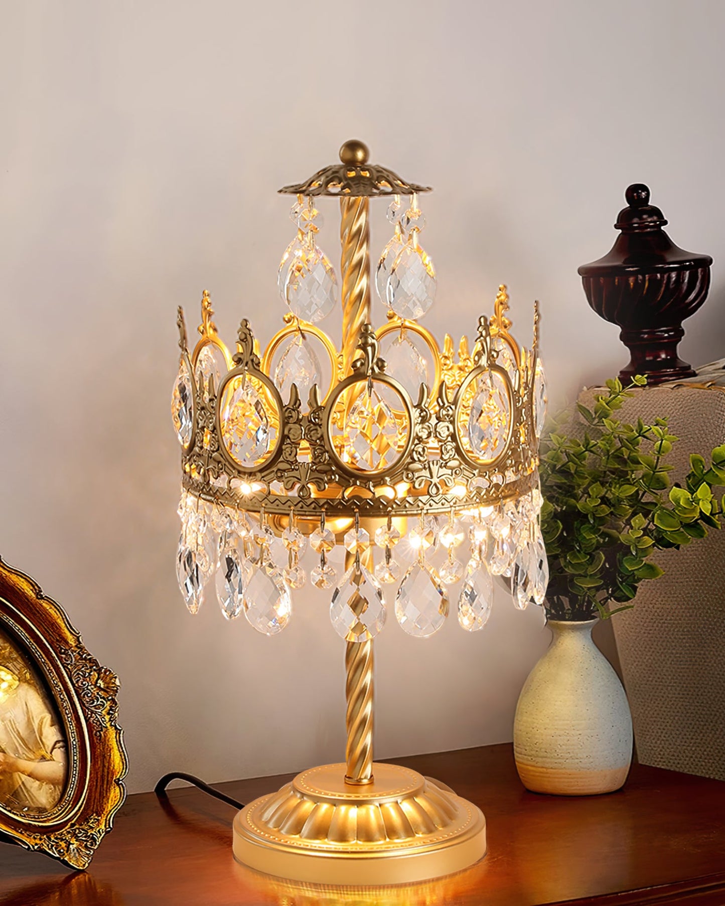 Vintage Crystal Table Lamp