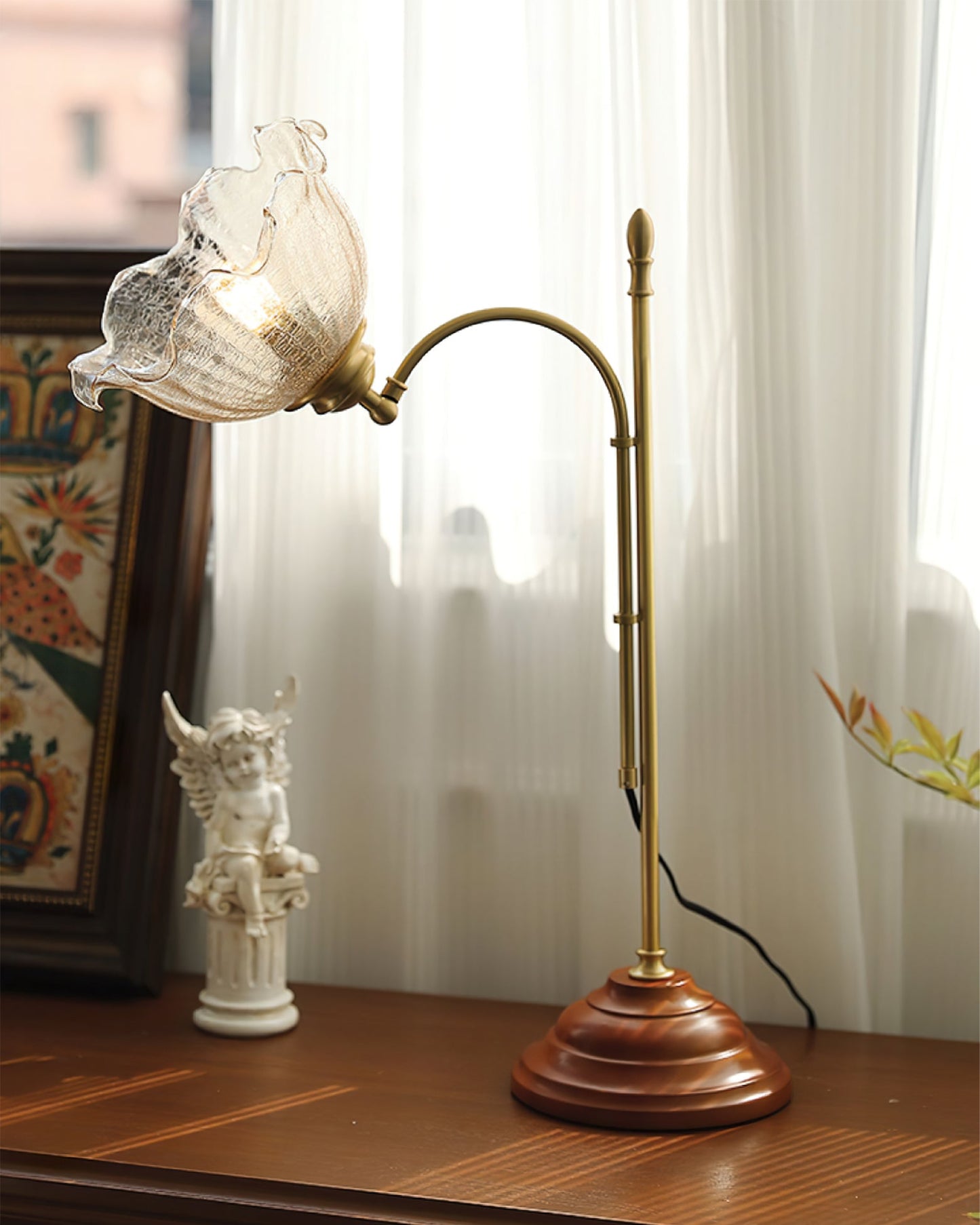 Vintage Textured Table Lamp