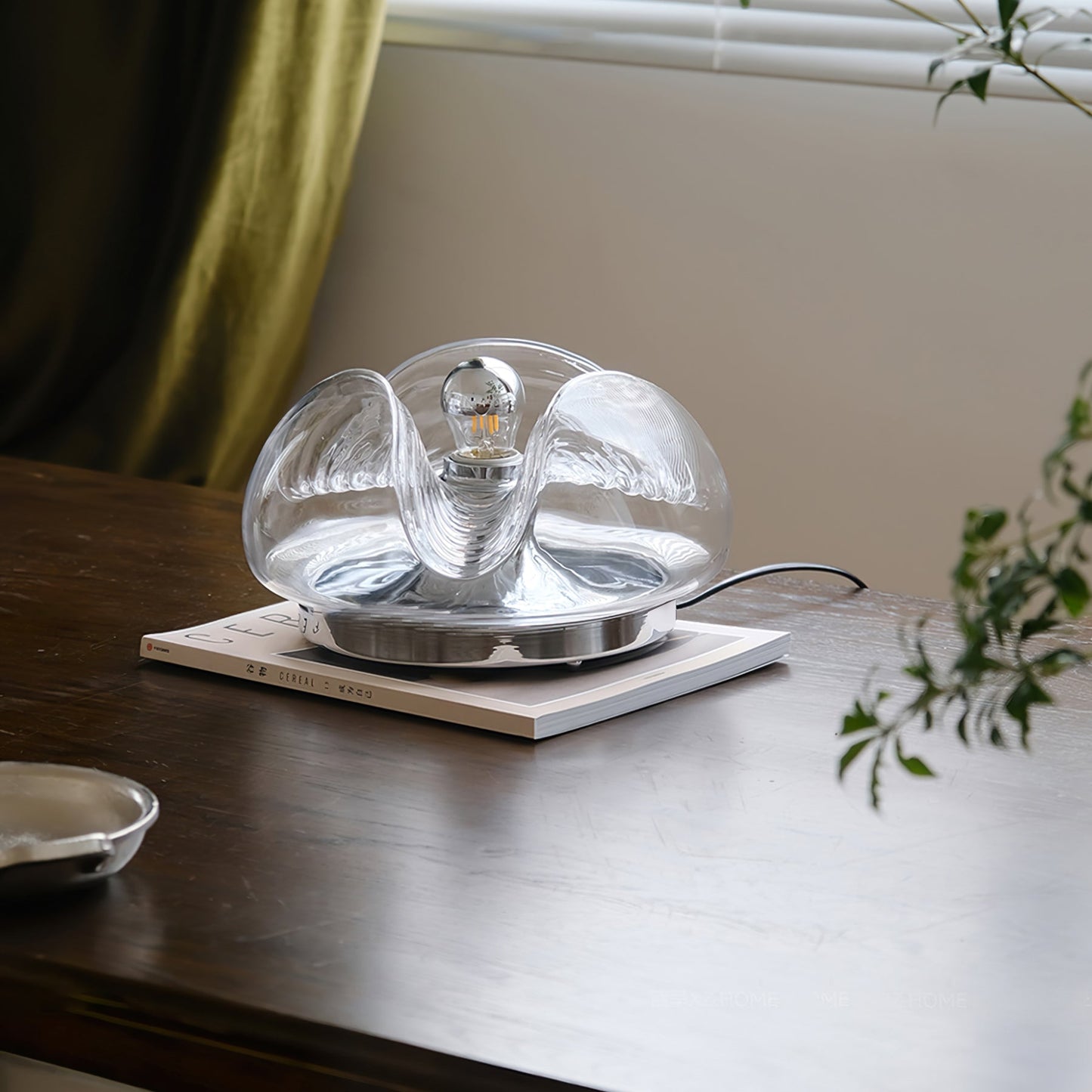 Wave Koch Table Lamp