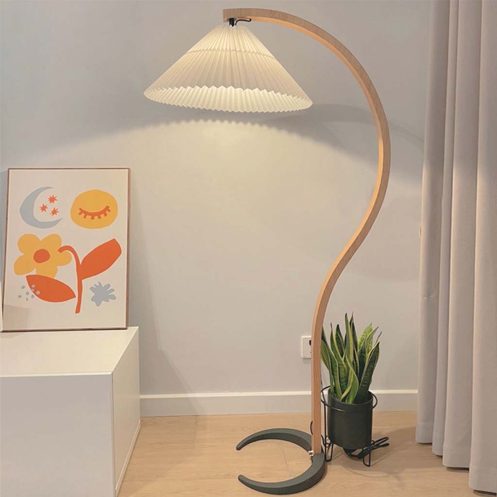 Modern Arched Floor Lamp Design